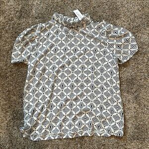 LOFT Black and White Geometric Blouse